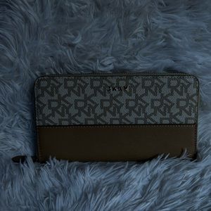 DKNY clutch wallet